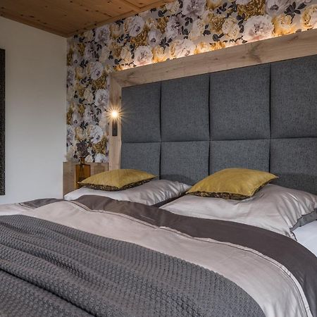 Hotel Burgschrofn Тукс Екстериор снимка